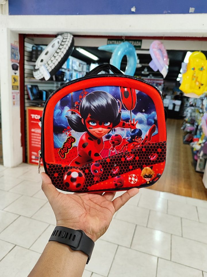 LONCHERA INFANTIL KAWAII/PERSONAJES CON LUZ 25CMX20CM COD.8097